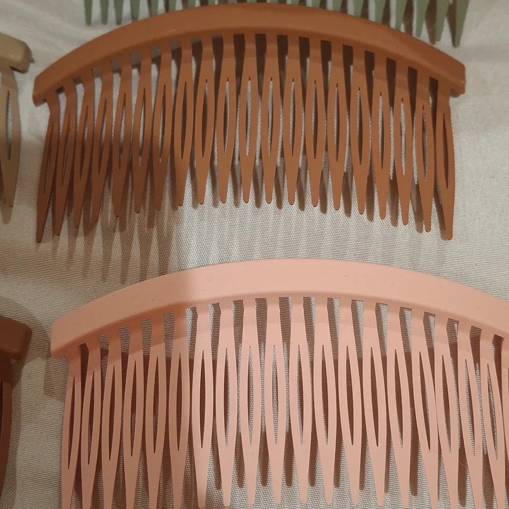 Neutral Multi-Color Hair Comb Set - Versatile Everyday Styling - Picture 5 of 5